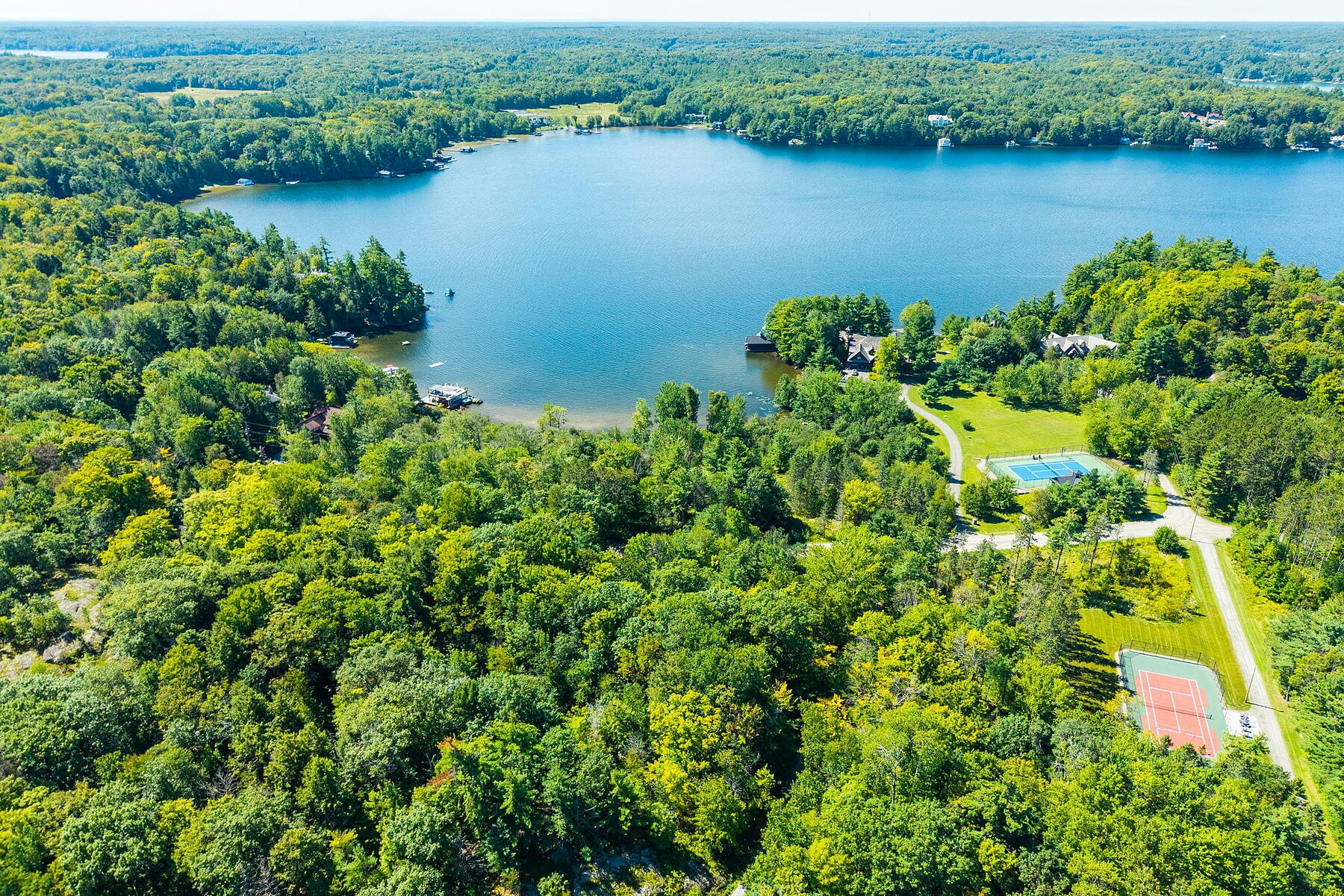 1088 Shennamere Road, Muskoka Lakes, ON, P0B 1J0