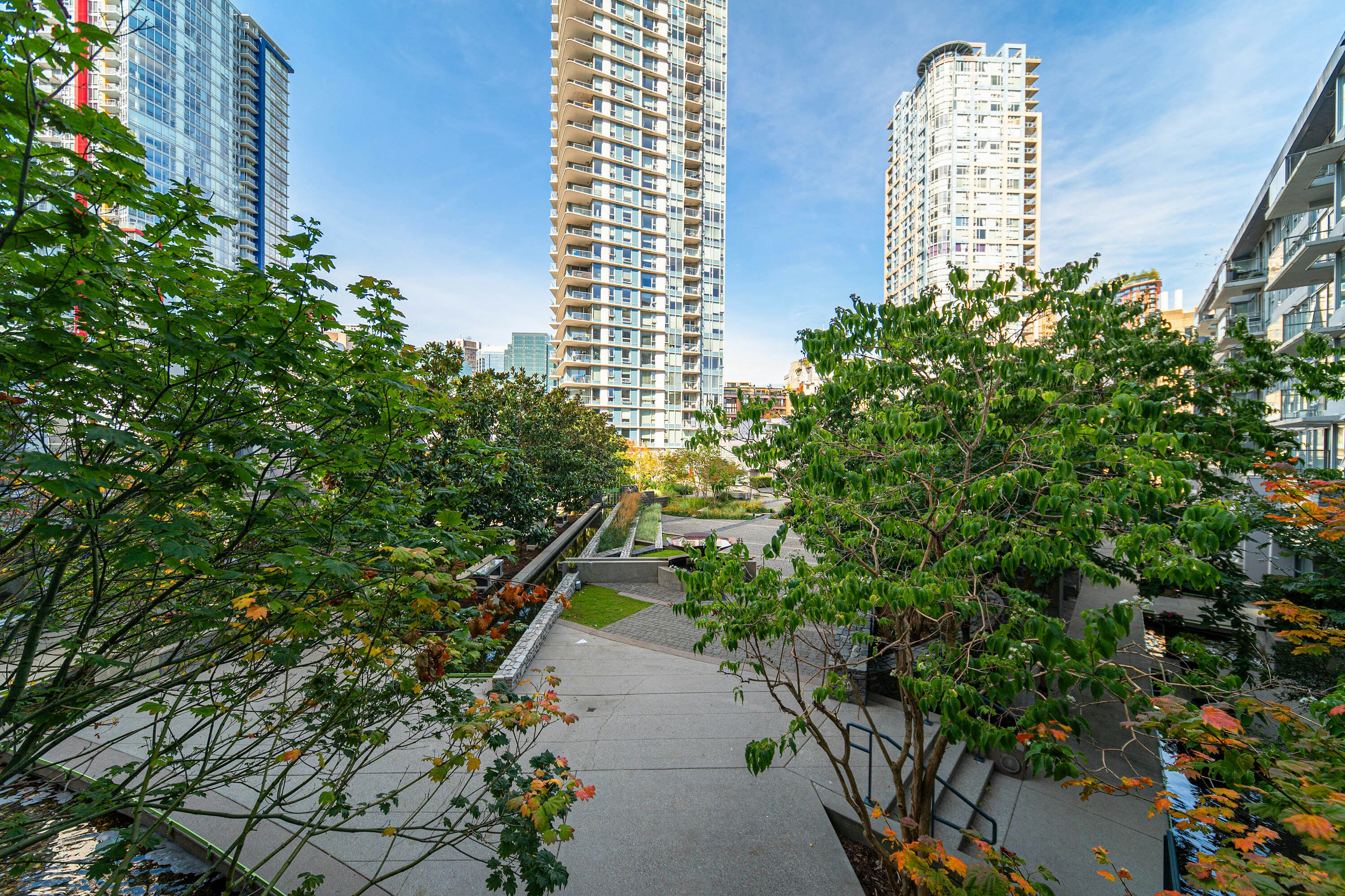 301-689 Abbott Street, Vancouver, BC, V6B 0J2 - 23