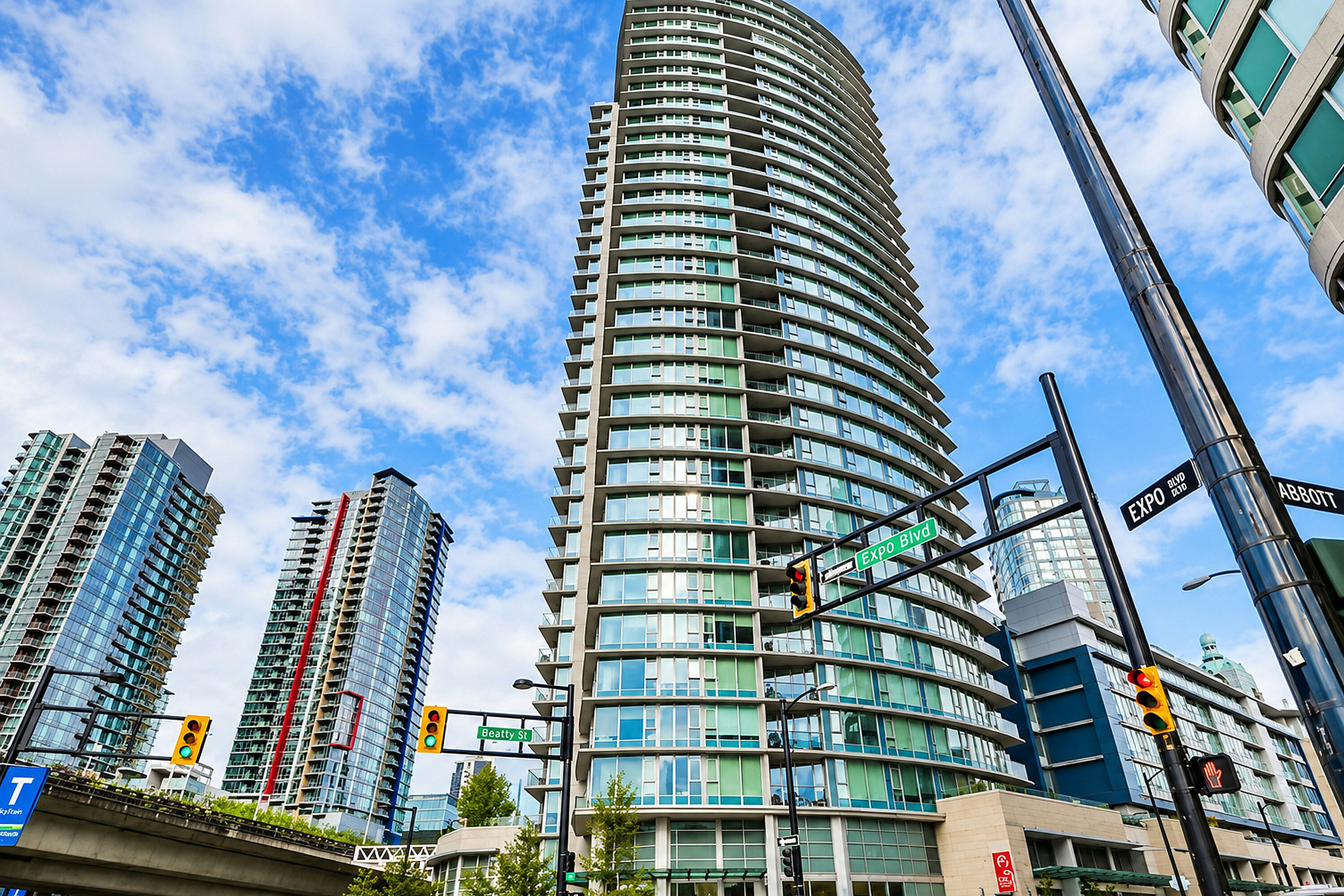 301-689 Abbott Street, Vancouver, BC, V6B 0J2