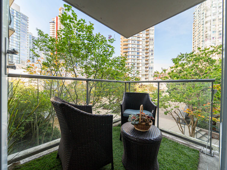301-689 Abbott Street, Vancouver, BC, V6B 0J2 - 21