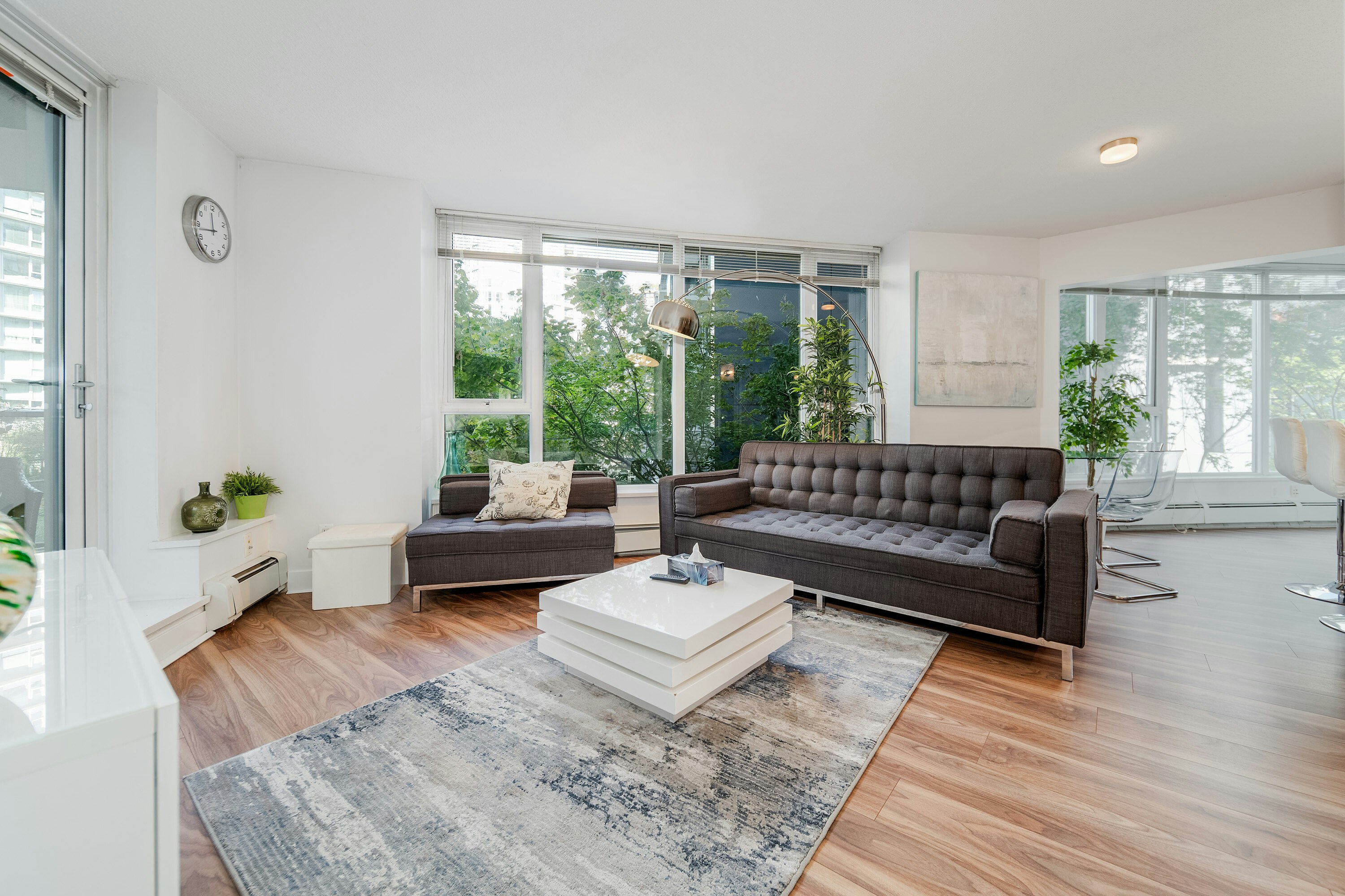 301-689 Abbott Street, Vancouver, BC, V6B 0J2 - 9