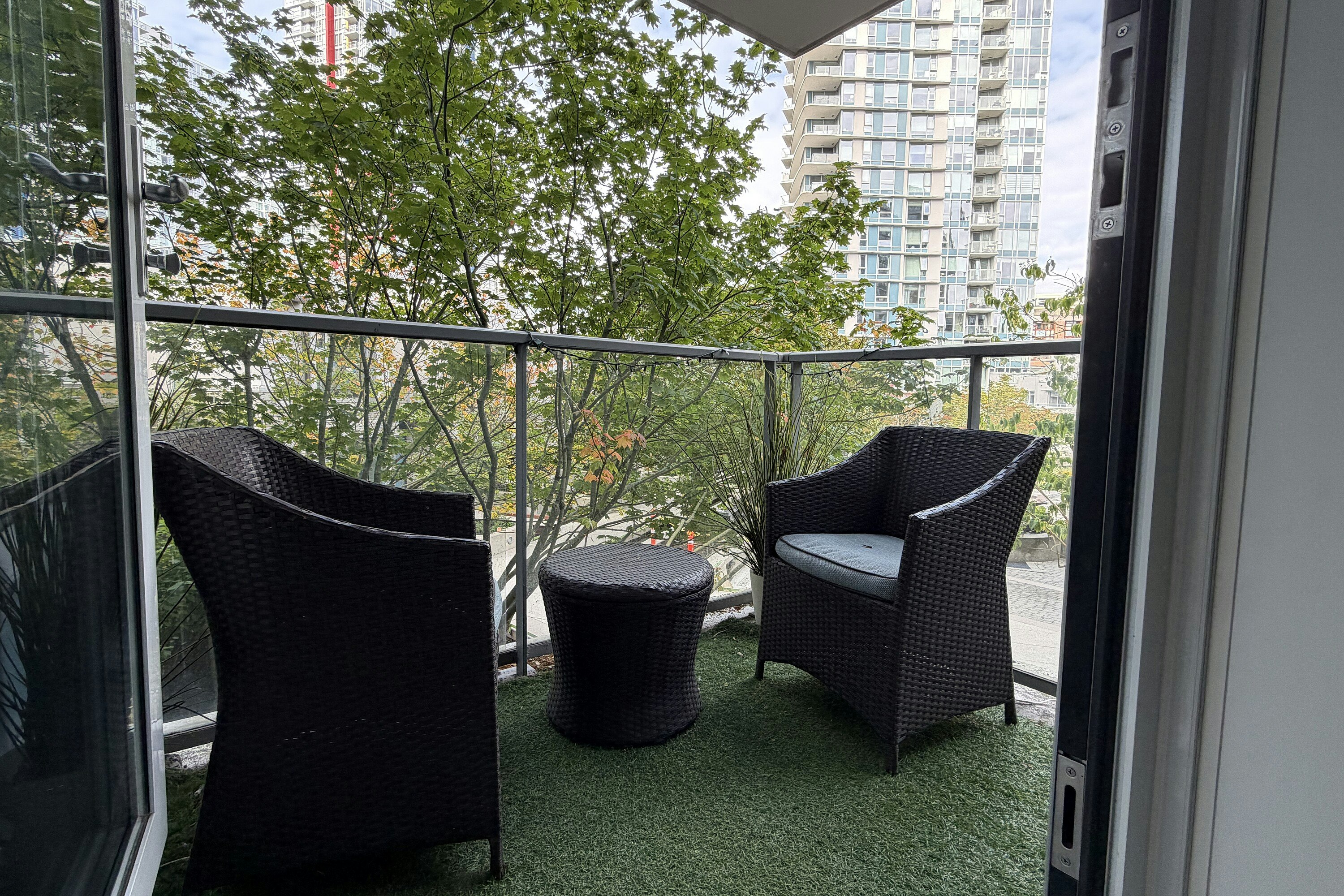 301-689 Abbott Street, Vancouver, BC, V6B 0J2 - 30