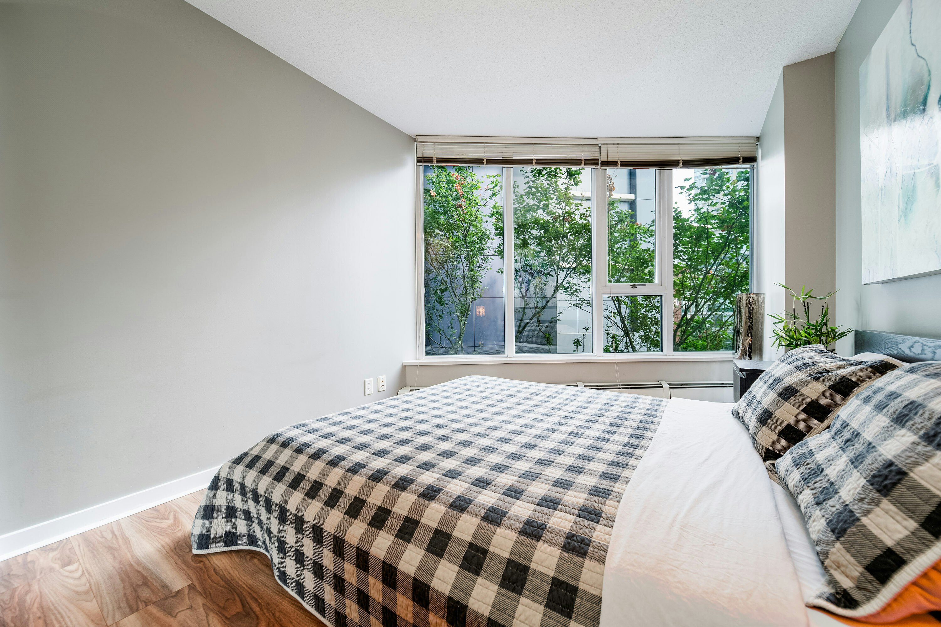 301-689 Abbott Street, Vancouver, BC, V6B 0J2 - 19