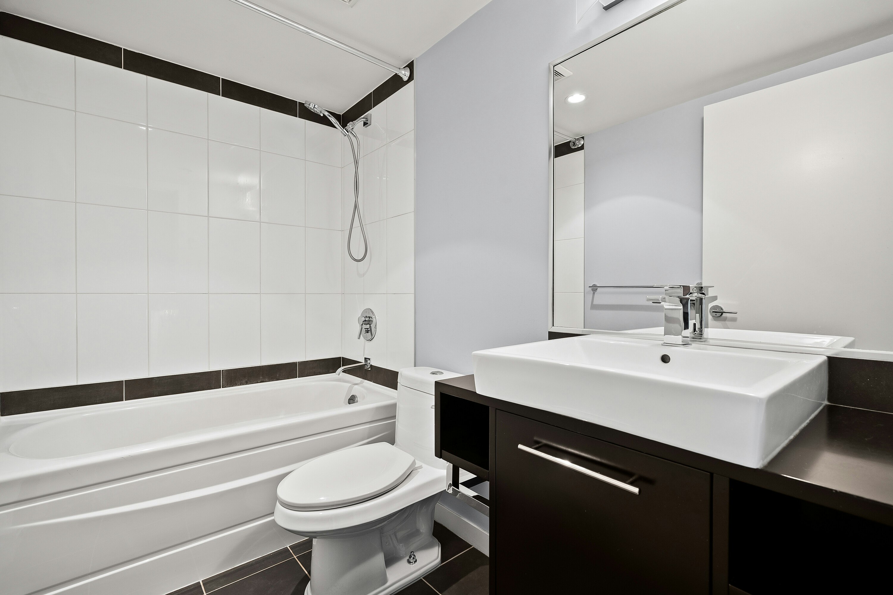 221-188 Keefer Place, Vancouver, BC, V6B 0J1 - 11