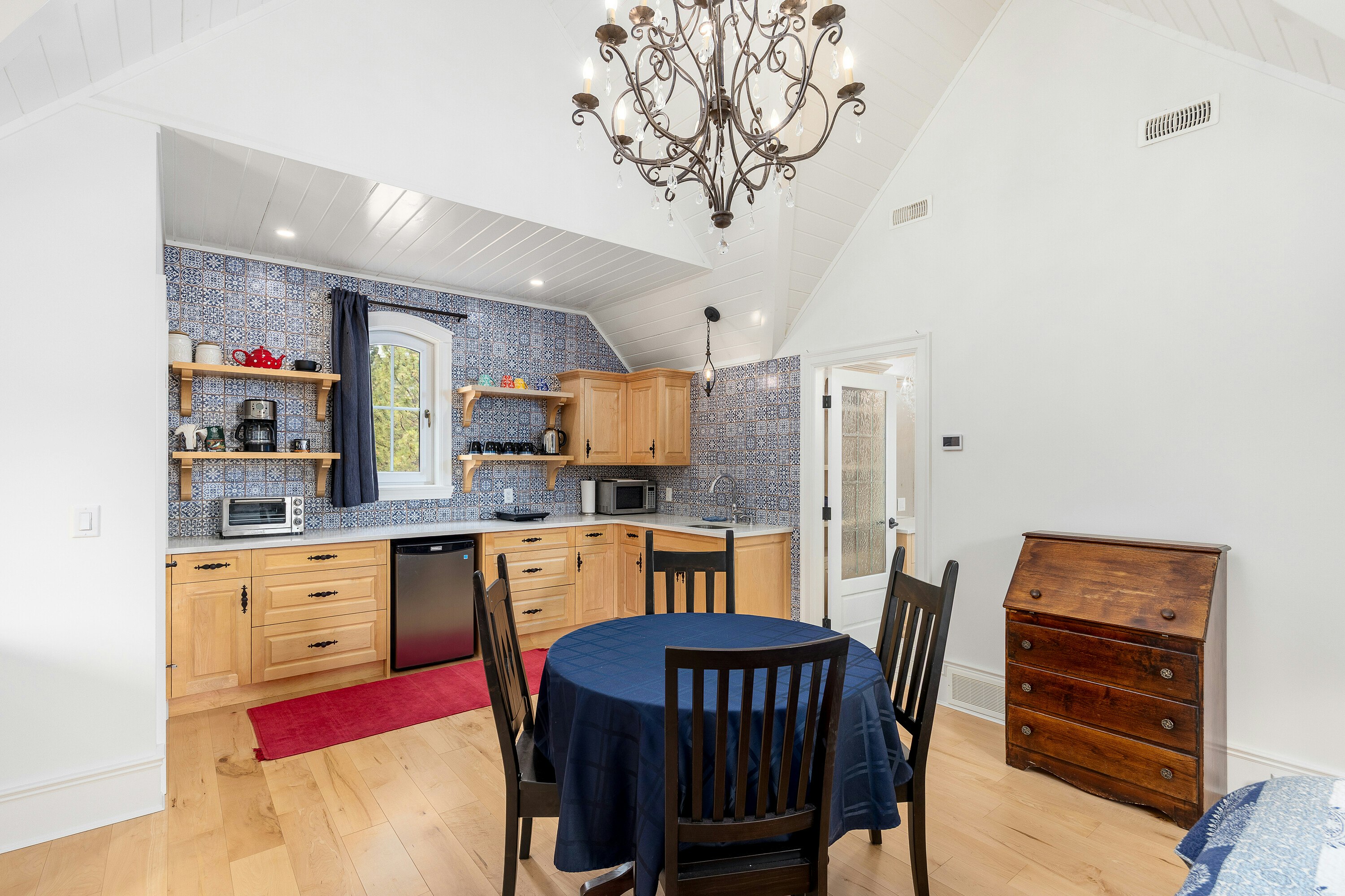 6688 Monck Park Road, Merritt, BC, V1K 0A1 - 71