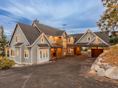 6688 Monck Park Road - 4