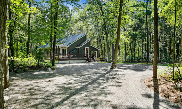 83 Oak Heights Road