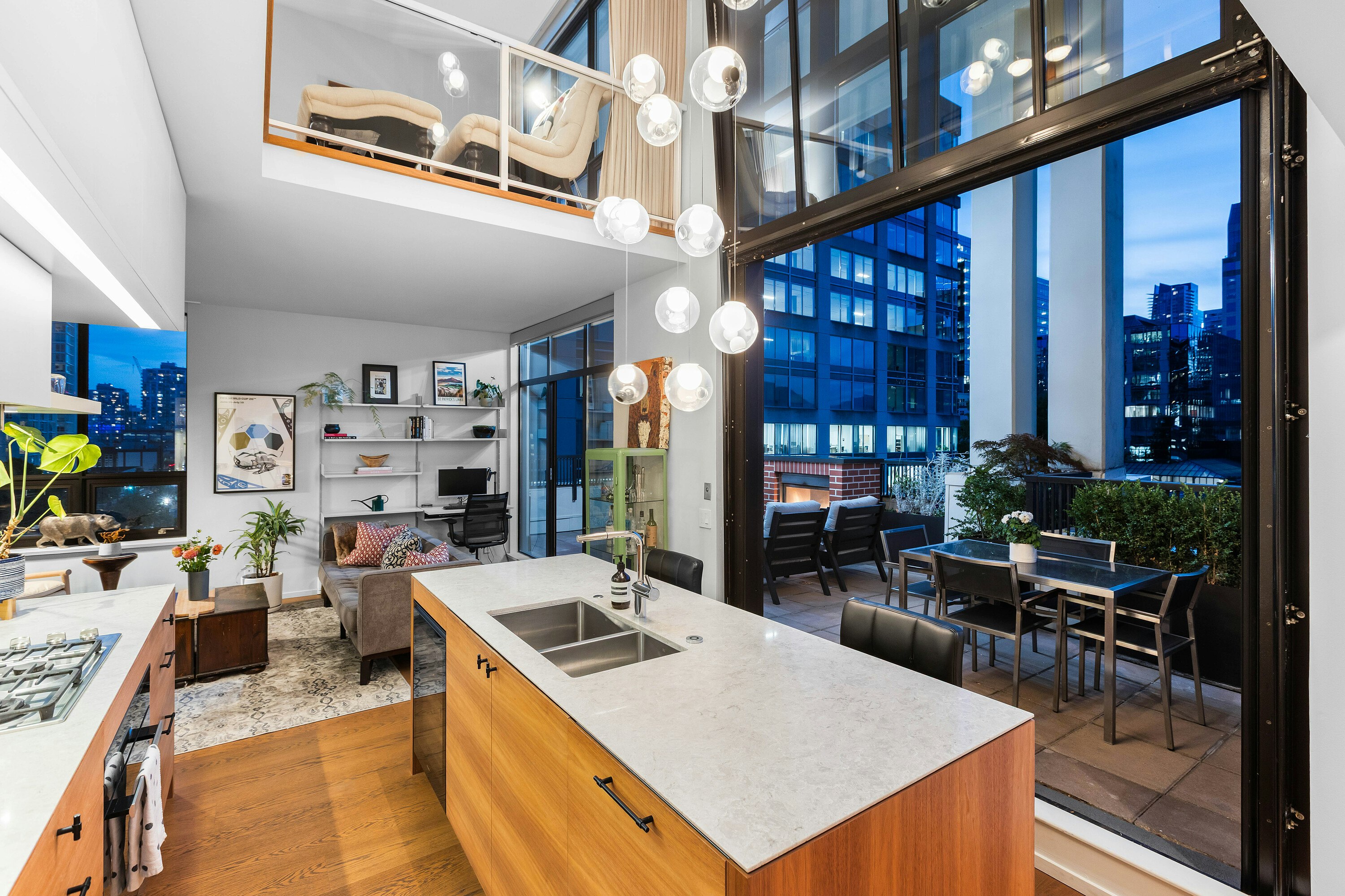 PH701-531 Beatty Street, Vancouver, BC, V6B 0C5 - 40