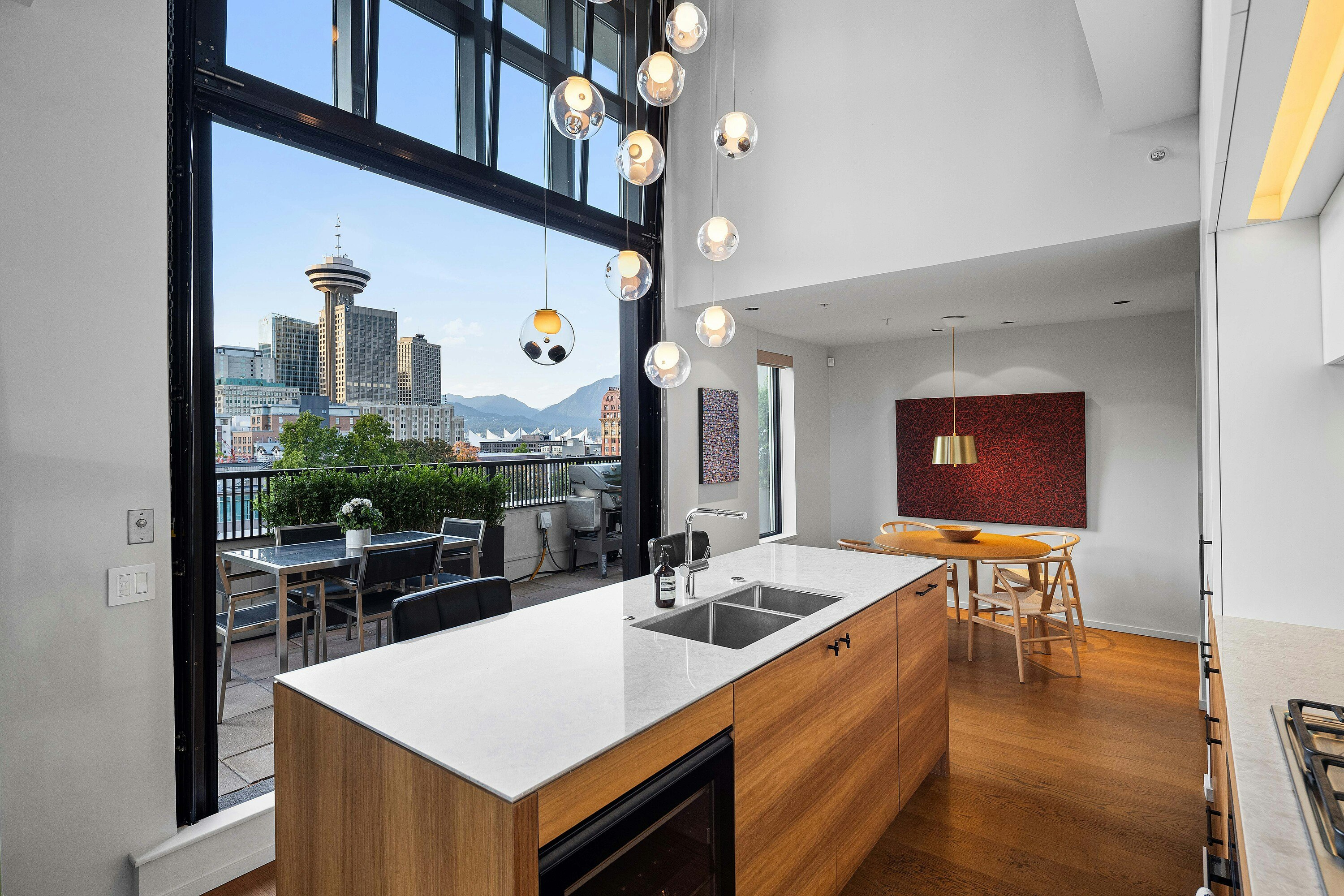 PH701-531 Beatty Street, Vancouver, BC, V6B 0C5