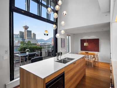 PH701-531 Beatty Street - 4
