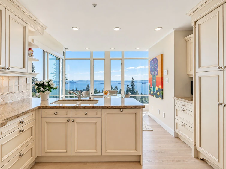 703-3131 Deer Ridge Drive, West Vancouver, BC, V7S 4W1 - 13
