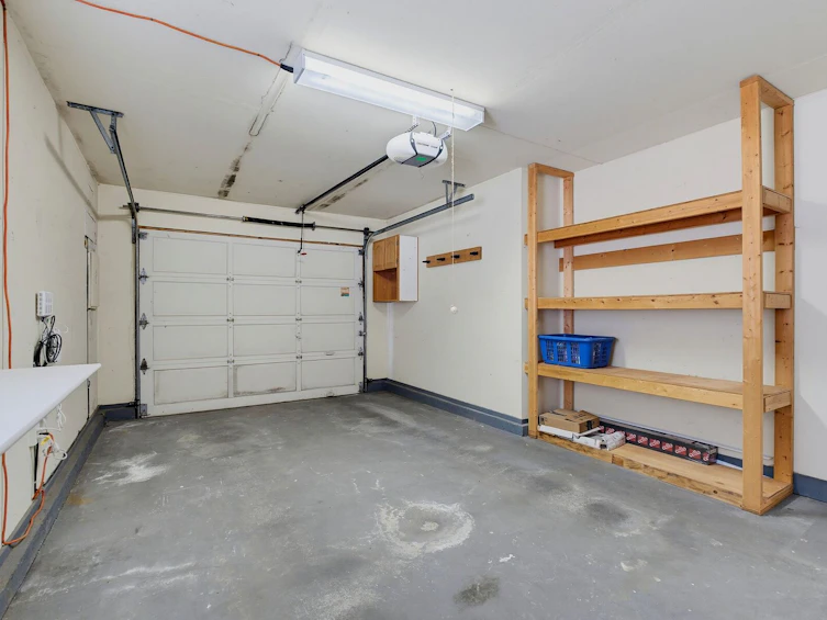 723 Miller Avenue, Saanich, BC, V8Z 3C9 - 21