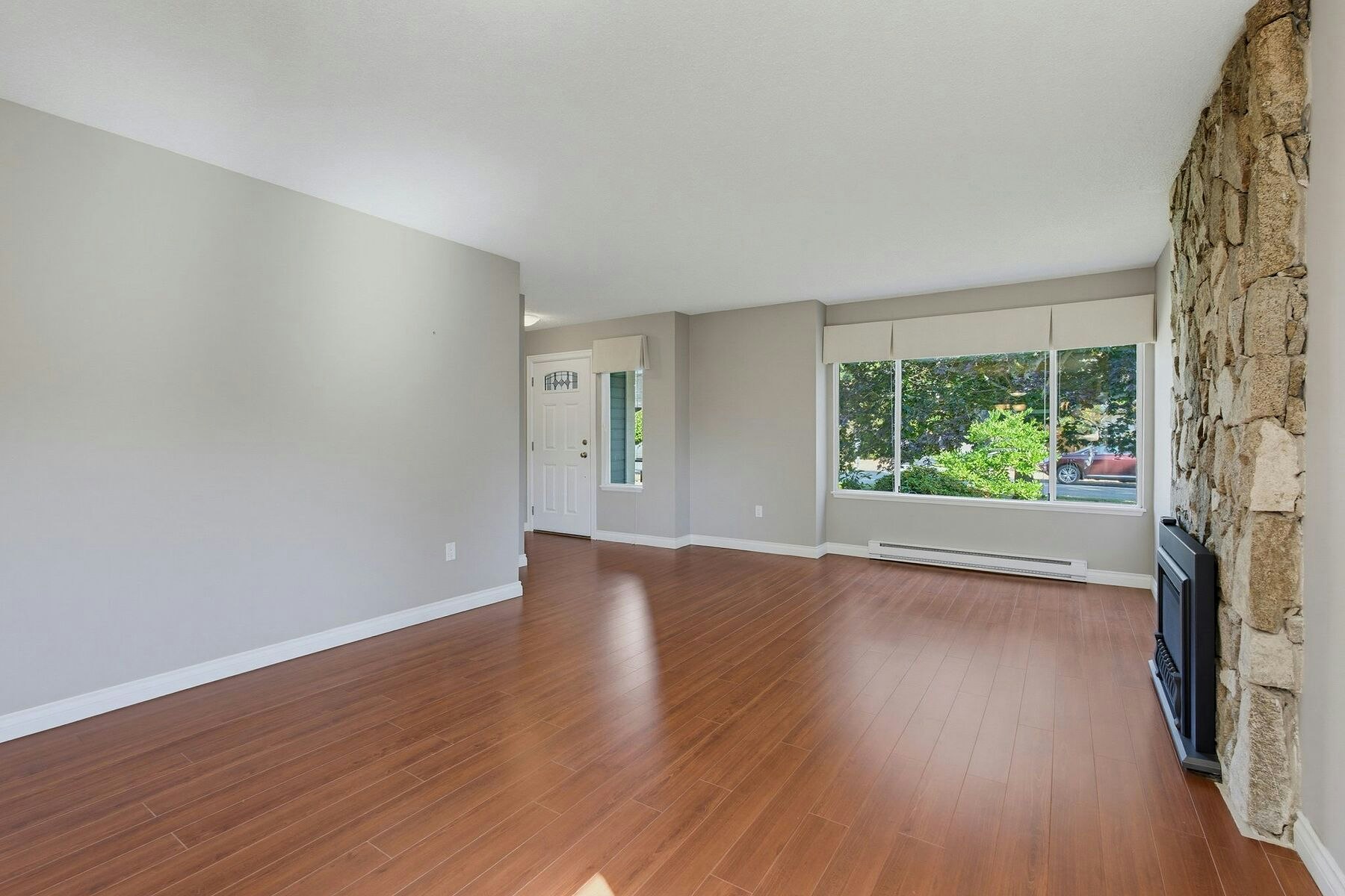 723 Miller Avenue, Saanich, BC, V8Z 3C9 - 6