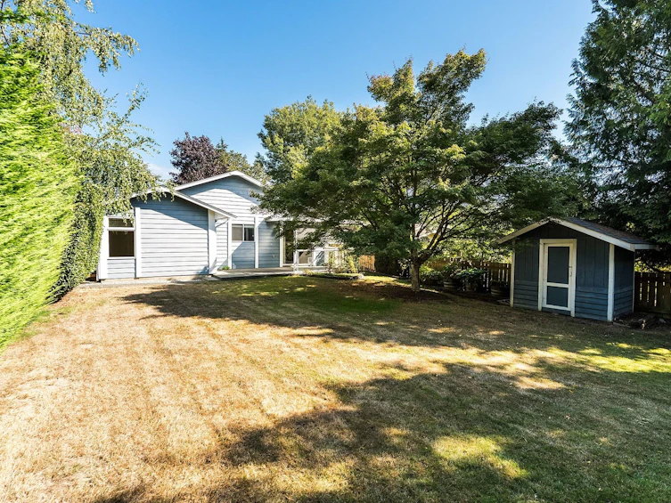 723 Miller Avenue, Saanich, BC, V8Z 3C9 - 24