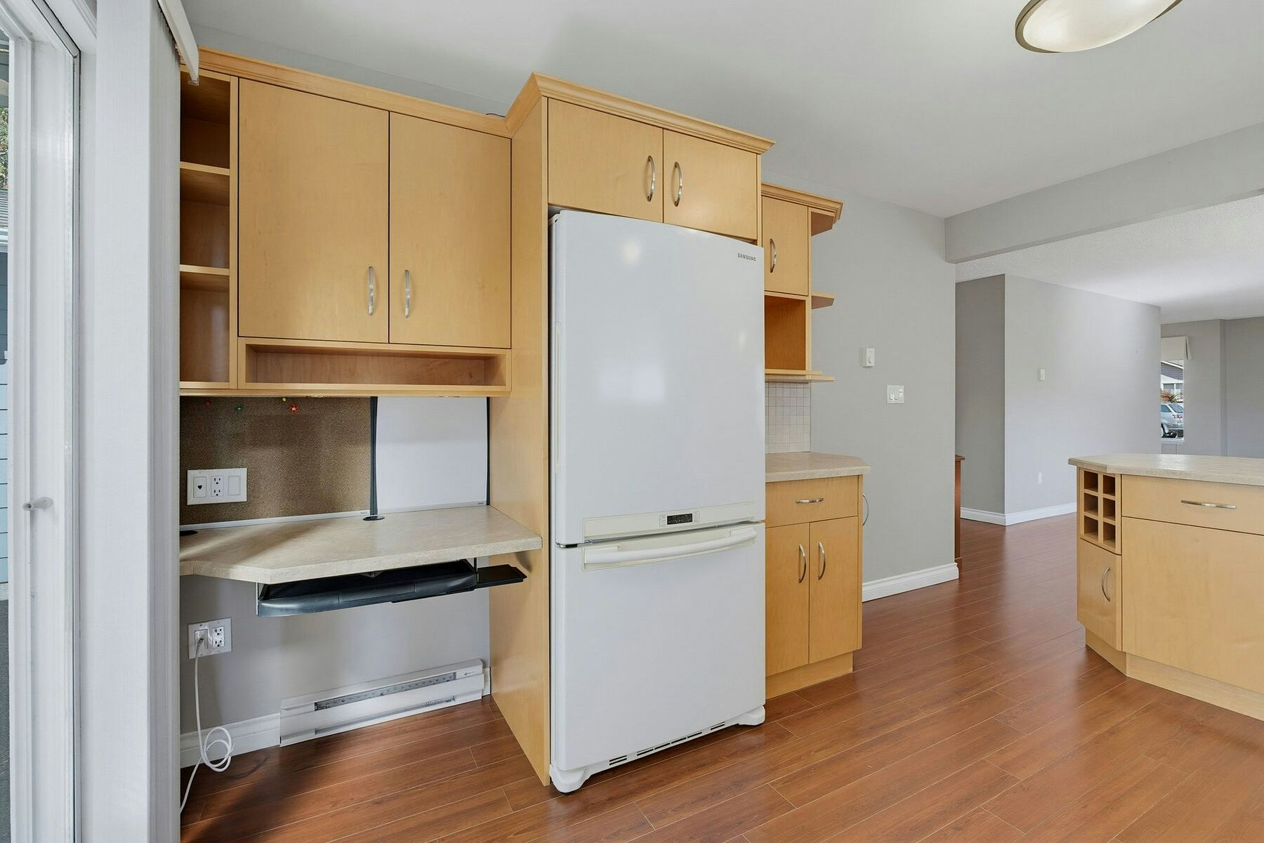 723 Miller Avenue, Saanich, BC, V8Z 3C9 - 14