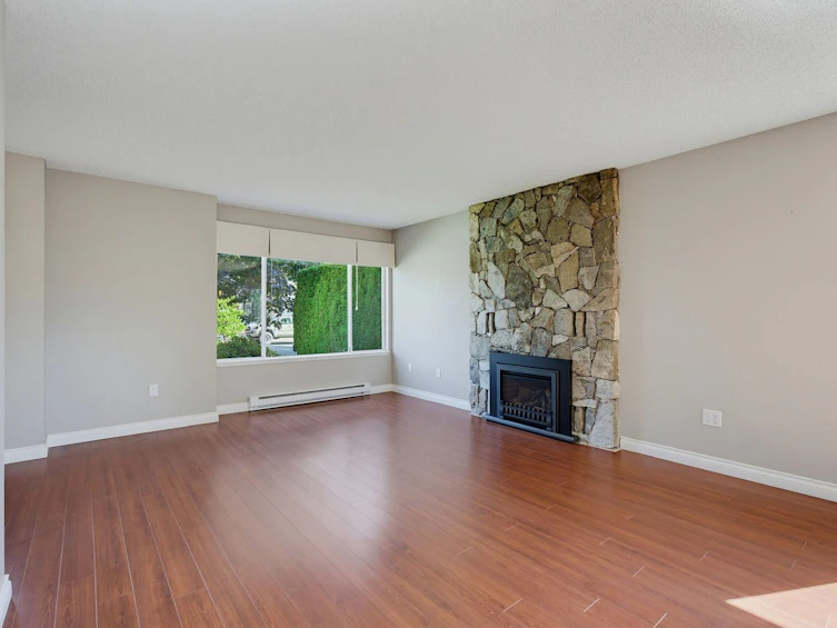 723 Miller Avenue, Saanich, BC, V8Z 3C9 - 5