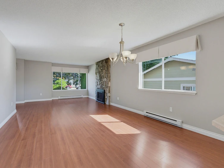 723 Miller Avenue, Saanich, BC, V8Z 3C9 - 8