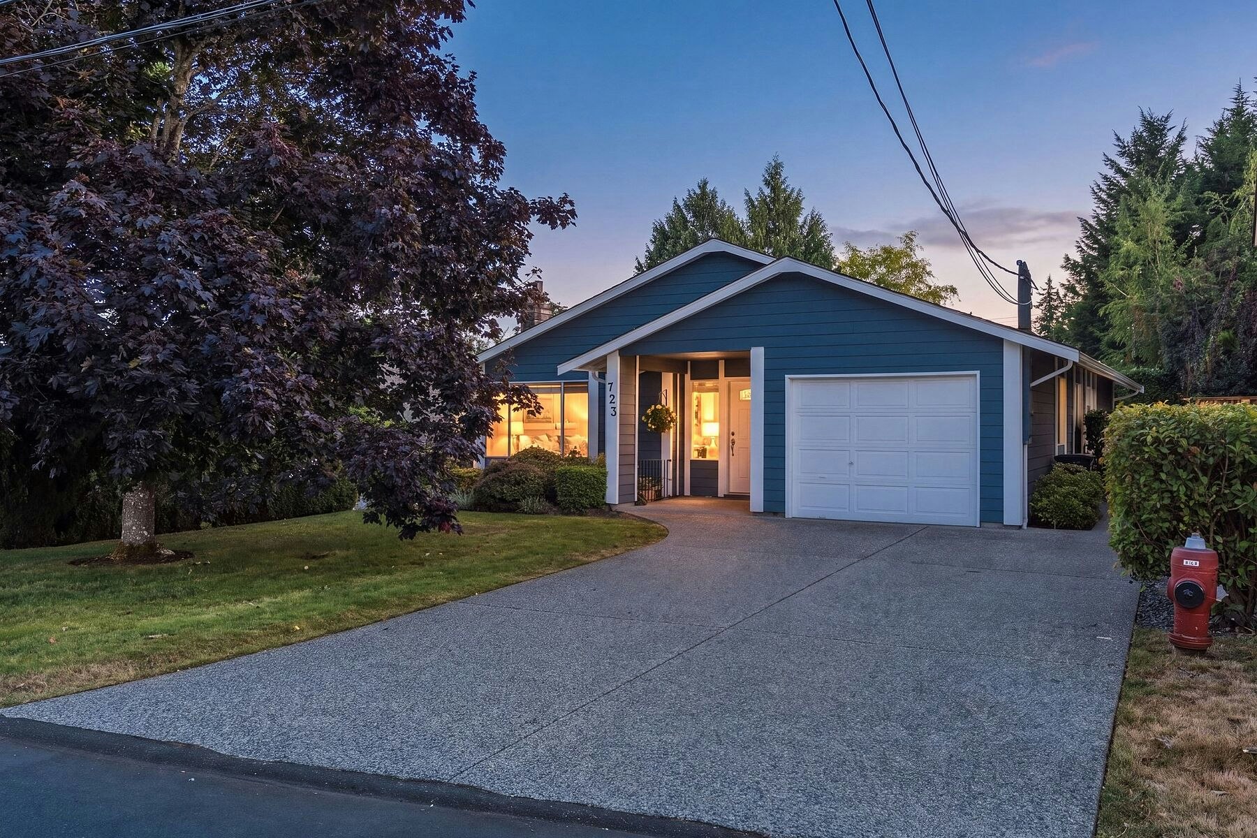 723 Miller Avenue, Saanich, BC, V8Z 3C9 - 32