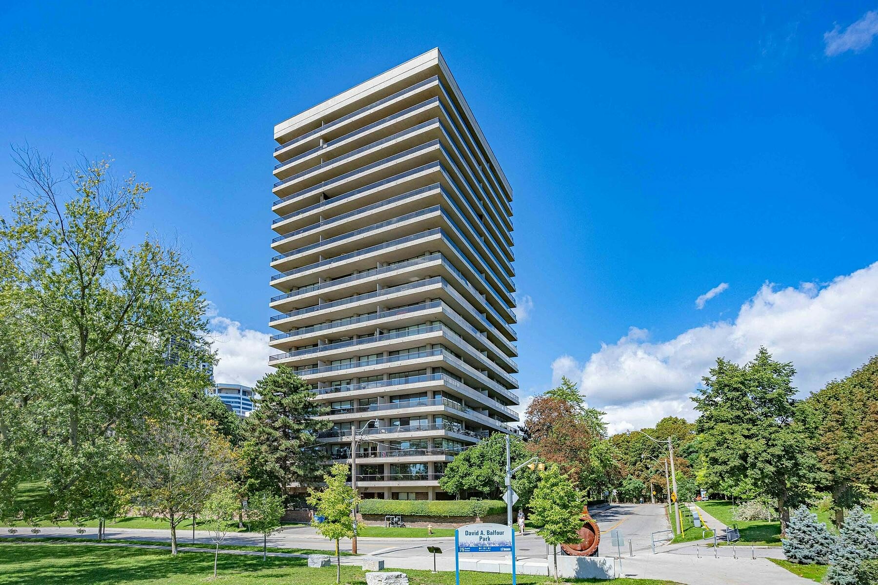 706-10 Avoca Avenue, Toronto, ON, M4T 2B7