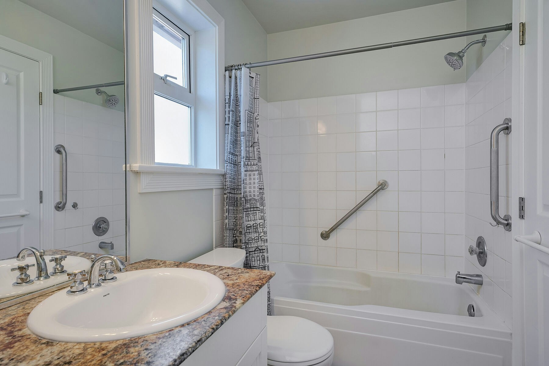 1110 Reno Street, Victoria, BC, V9A 4B6 - 20
