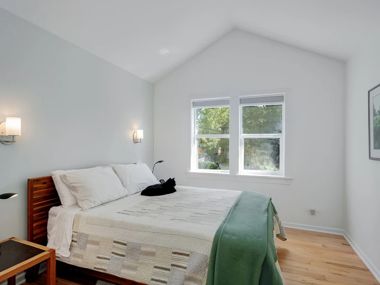 1110 Reno Street, Victoria, BC, V9A 4B6 - 17