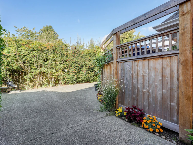 1110 Reno Street, Victoria, BC, V9A 4B6 - 32