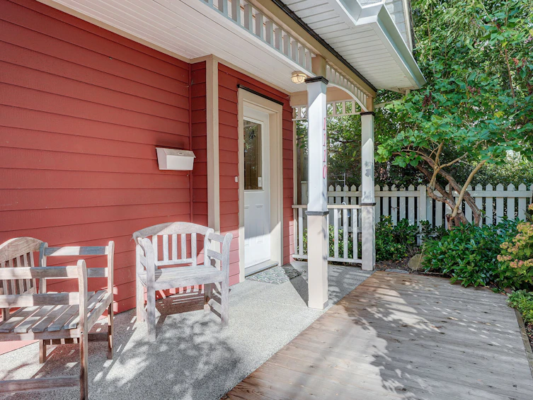 1110 Reno Street, Victoria, BC, V9A 4B6 - 25