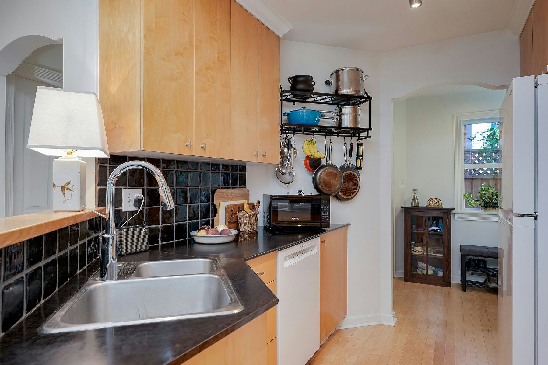 1110 Reno Street, Victoria, BC, V9A 4B6 - 15