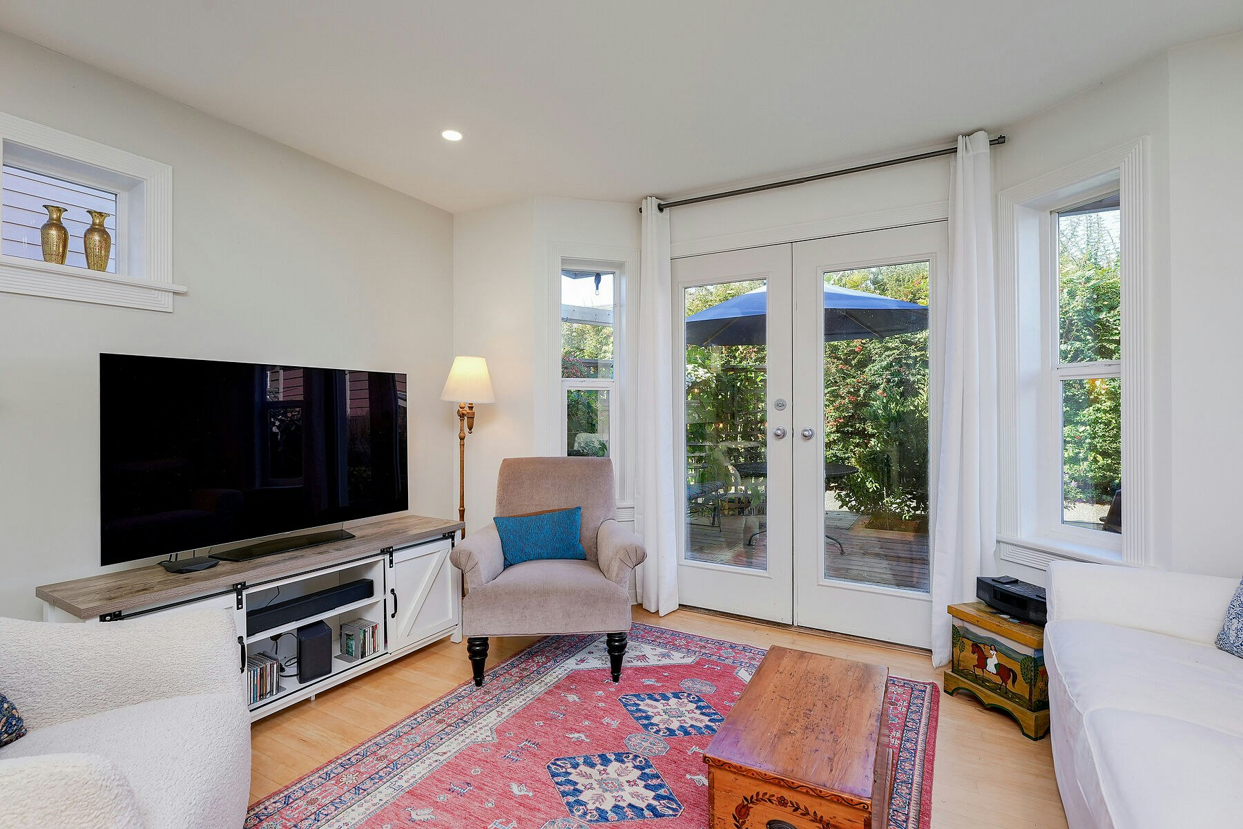 1110 Reno Street, Victoria, BC, V9A 4B6 - 6