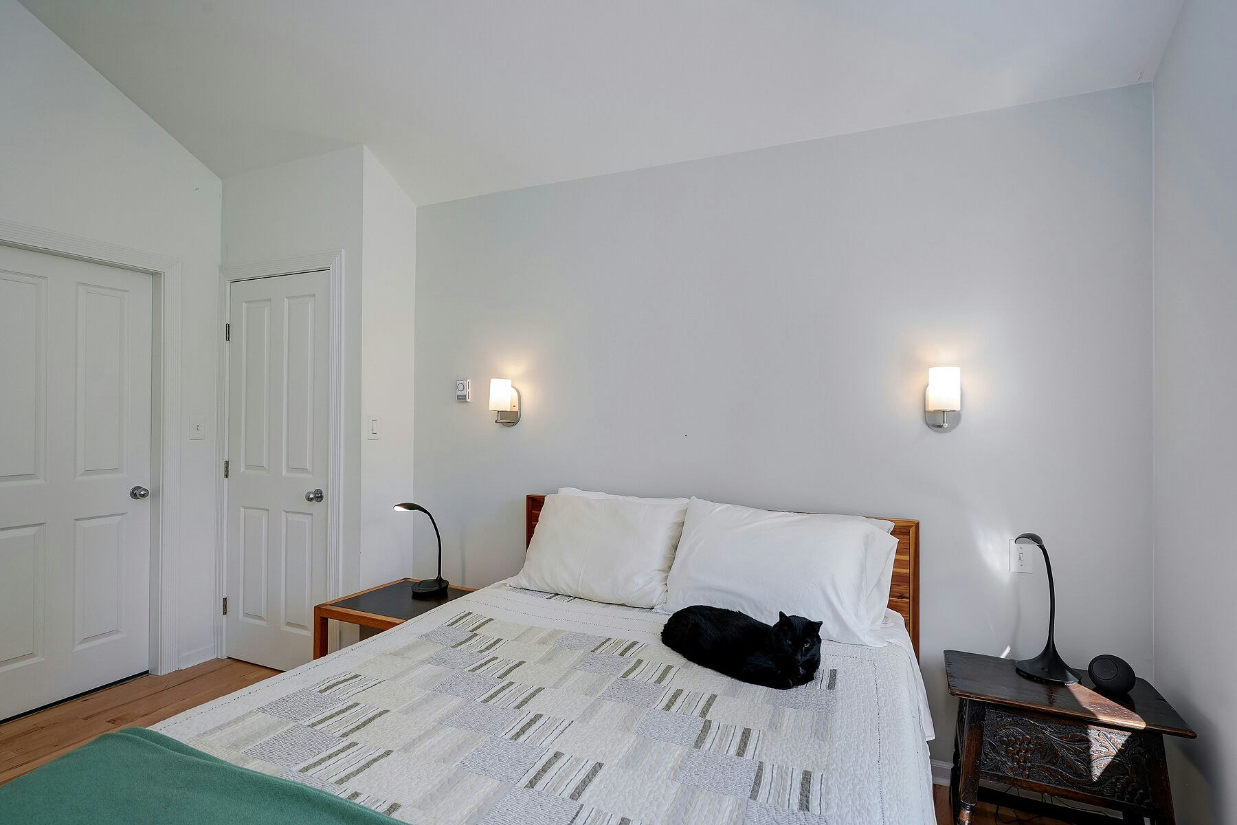 1110 Reno Street, Victoria, BC, V9A 4B6 - 18