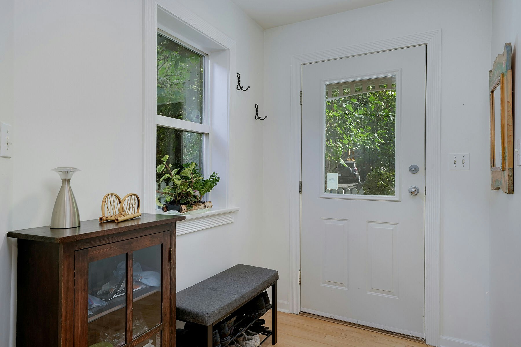 1110 Reno Street, Victoria, BC, V9A 4B6 - 4