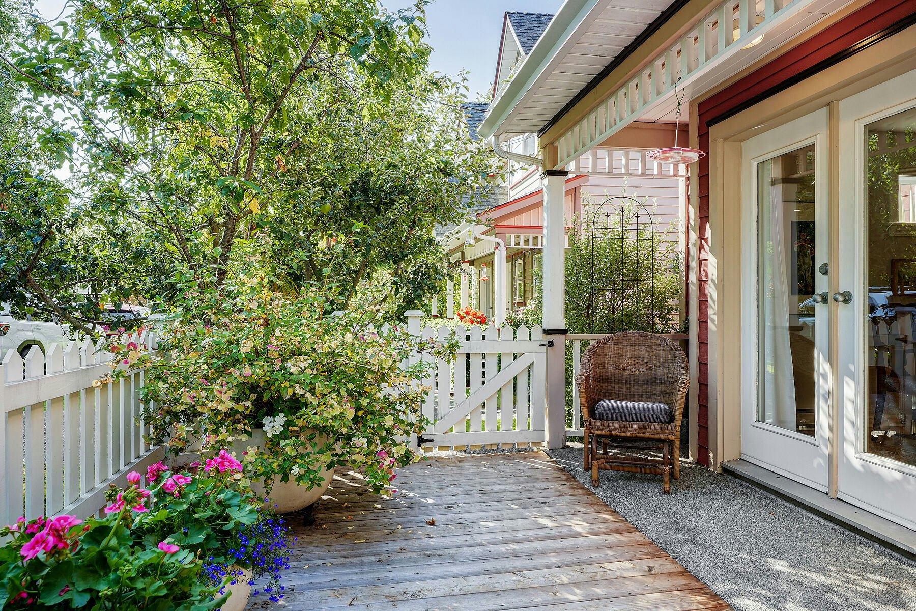 1110 Reno Street, Victoria, BC, V9A 4B6 - 28