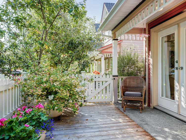 1110 Reno Street, Victoria, BC, V9A 4B6 - 28