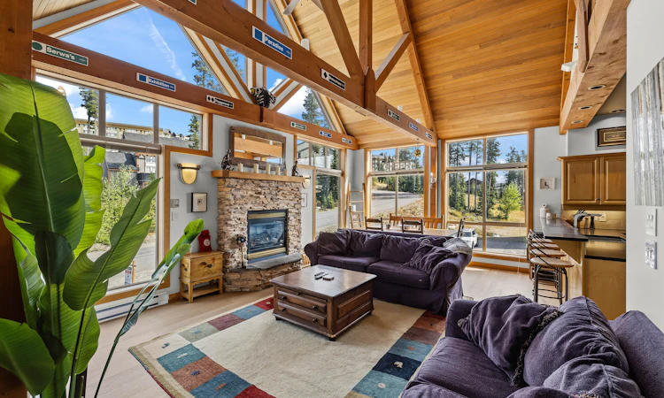 165 Kettle View 22 Road