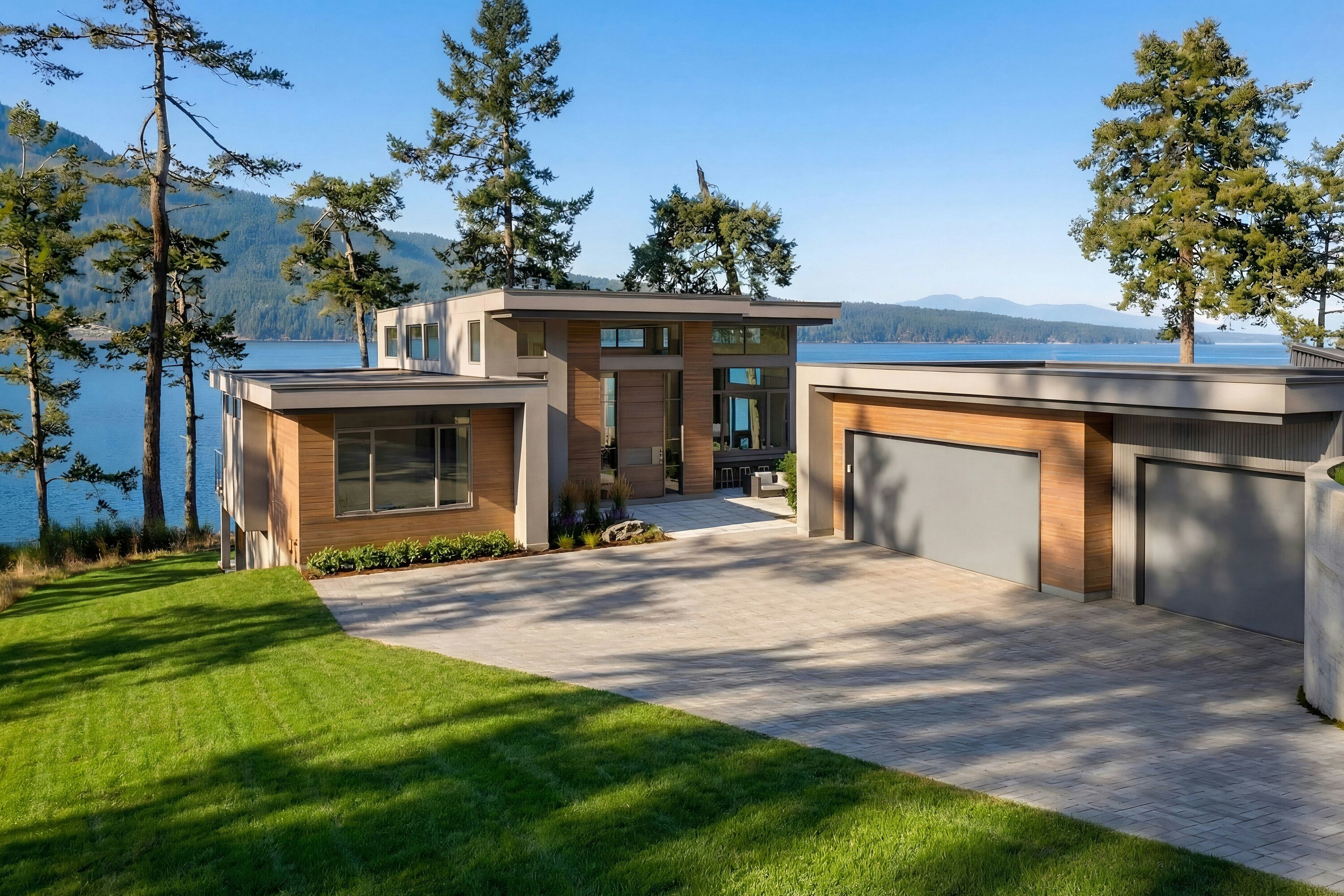 770 Lands End Road, North Saanich, BC, V8L 5K9