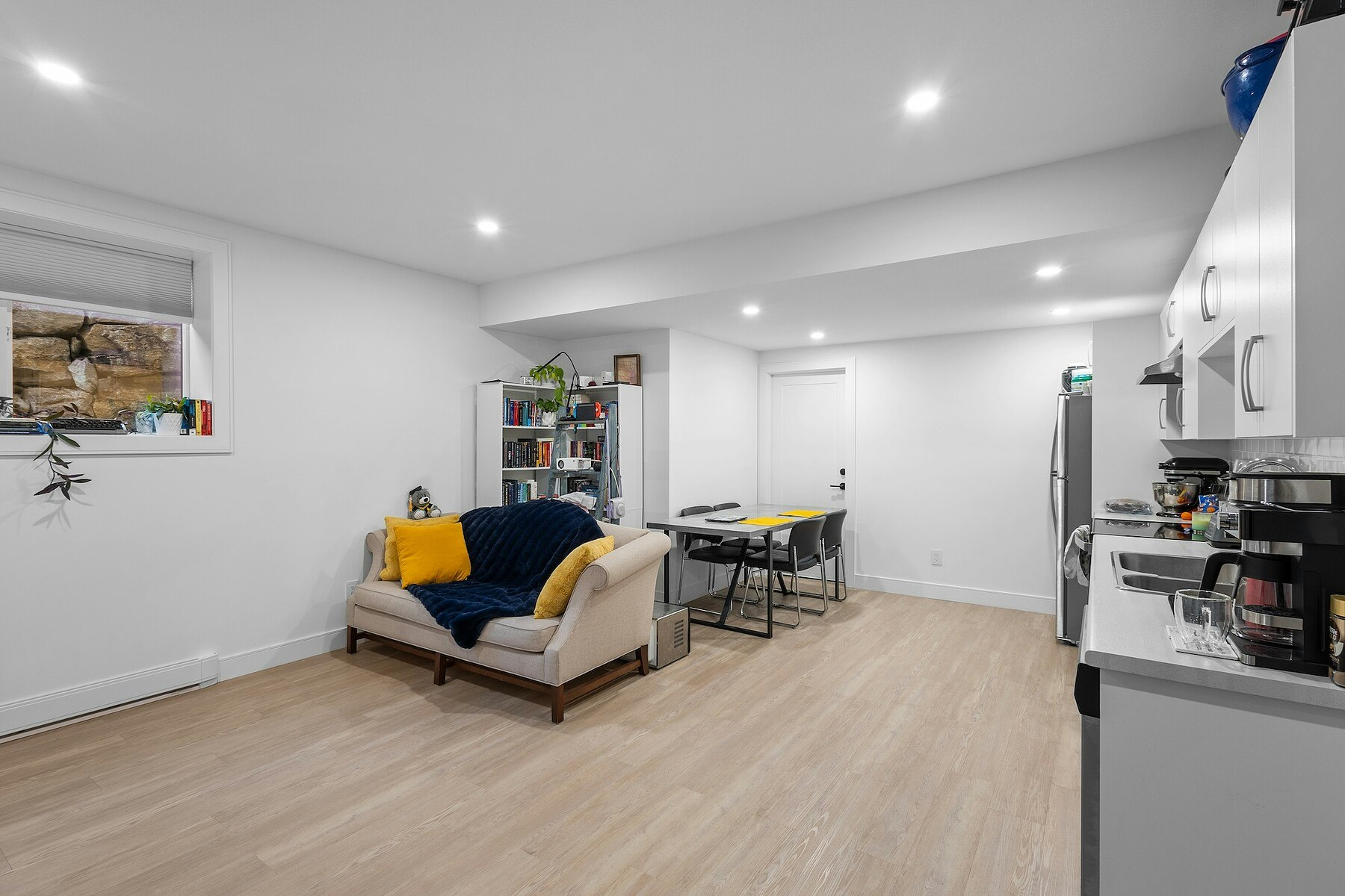 201 Summer Wood Drive, Kelowna, BC, V1V 0C9 - 50