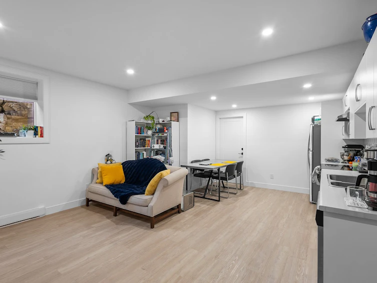 201 Summer Wood Drive, Kelowna, BC, V1V 0C9 - 50
