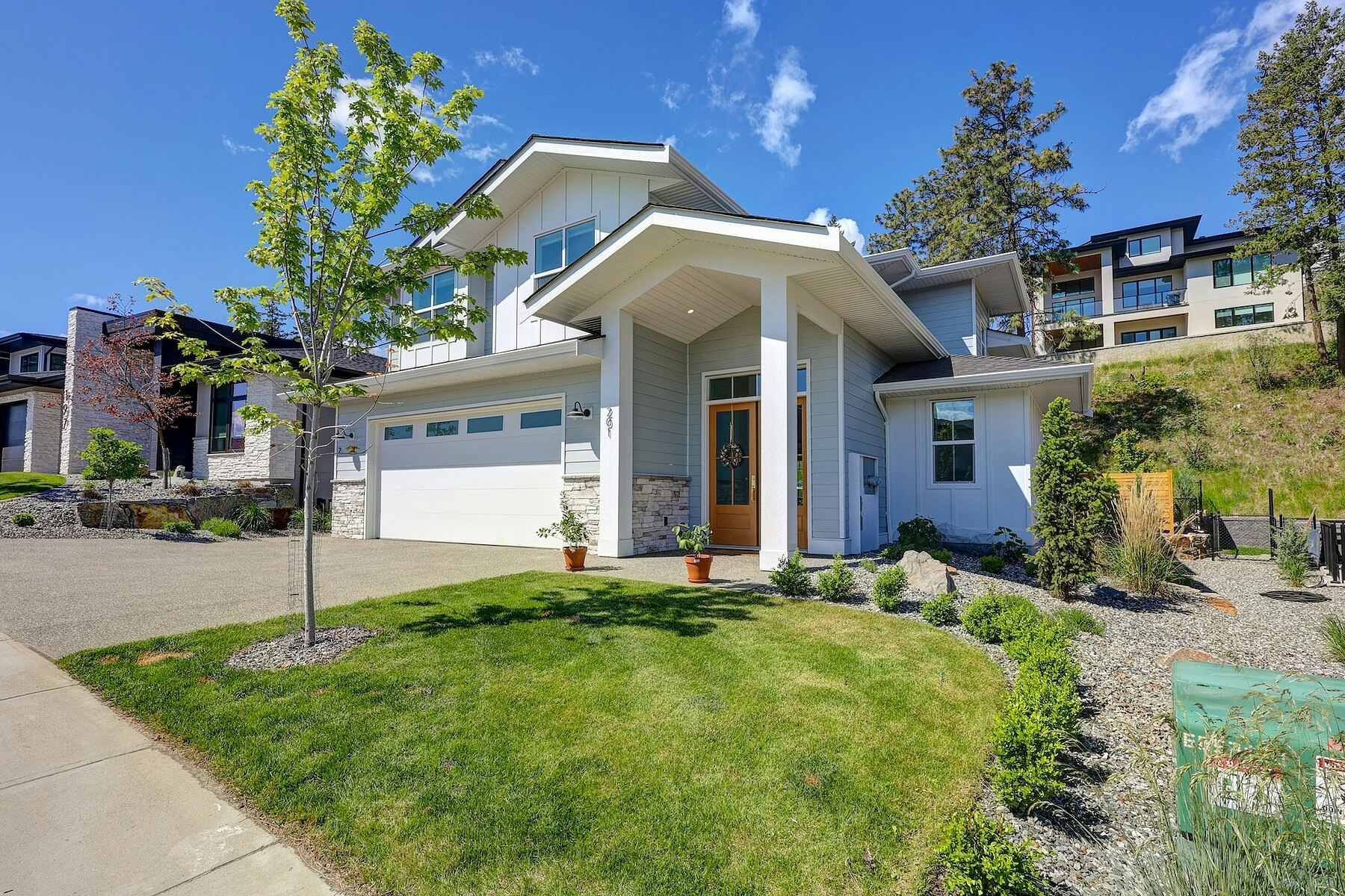 201 Summer Wood Drive, Kelowna, BC, V1V 0C9 - 2