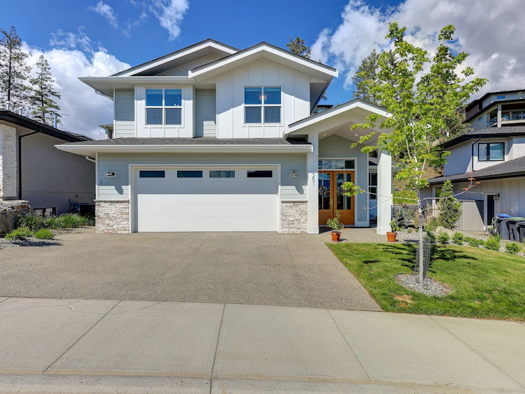 201 Summer Wood Drive, Kelowna, BC, V1V 0C9