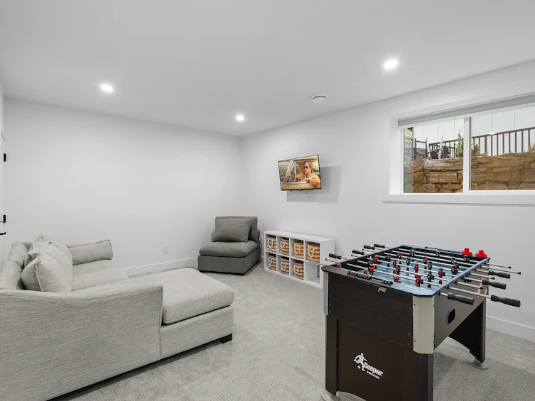 201 Summer Wood Drive, Kelowna, BC, V1V 0C9 - 47