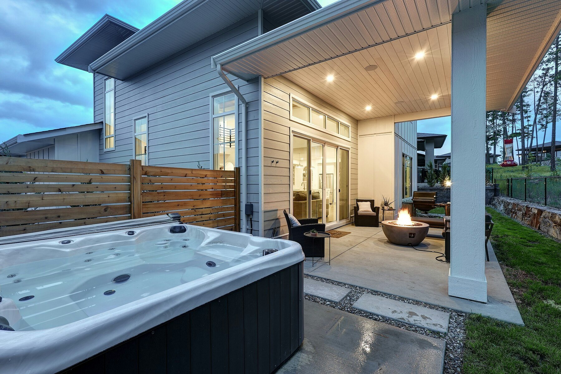 201 Summer Wood Drive, Kelowna, BC, V1V 0C9 - 29