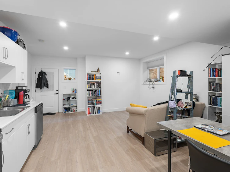 201 Summer Wood Drive, Kelowna, BC, V1V 0C9 - 52