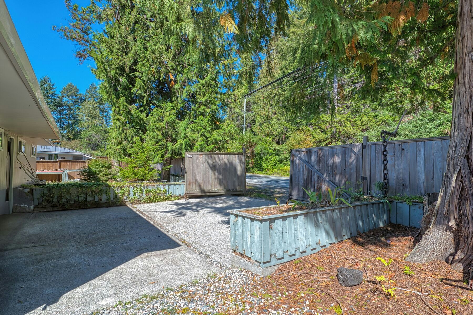 6833 Sunshine Coast Highway, Sechelt, BC, V7Z 0T2 - 29