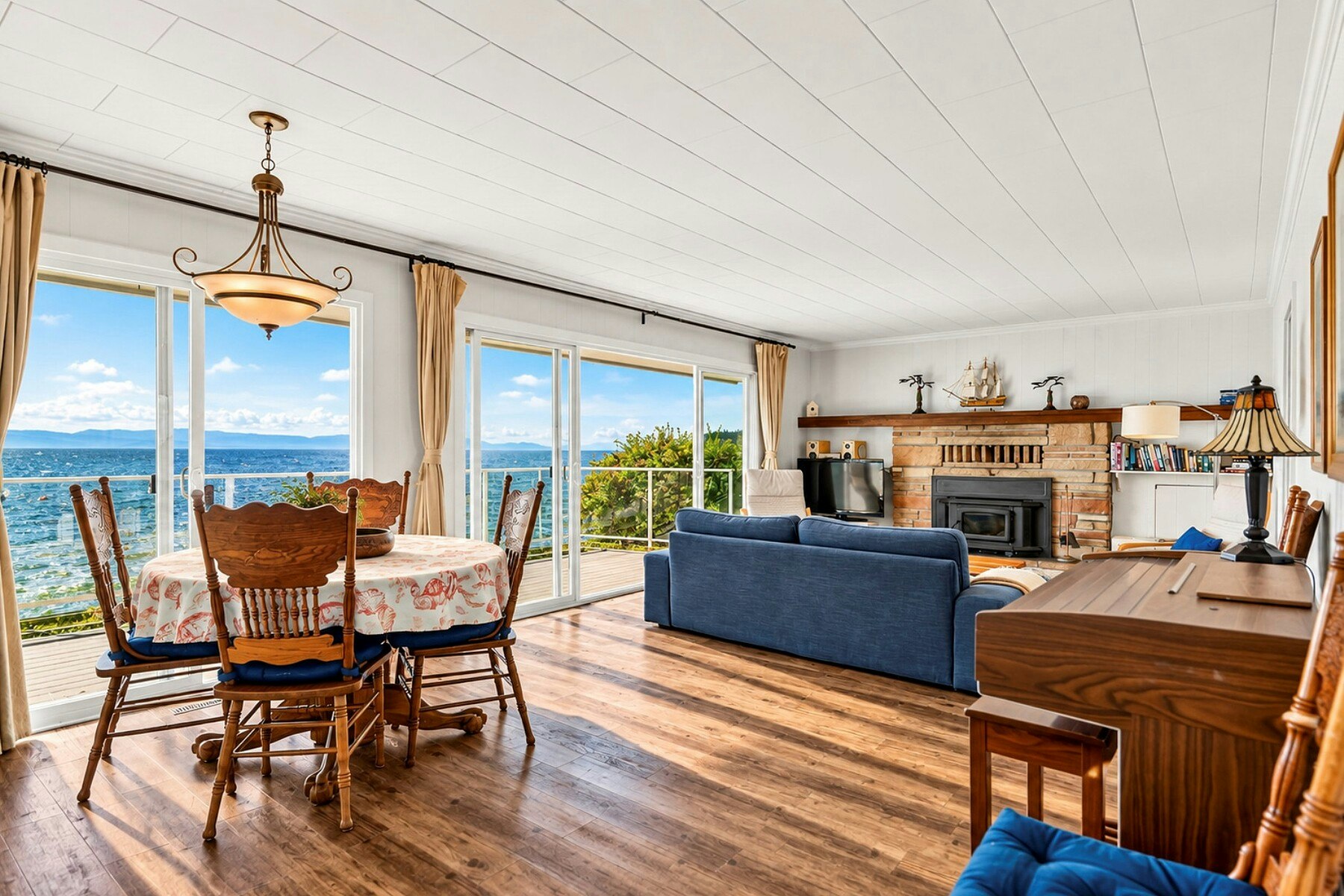 6833 Sunshine Coast Highway, Sechelt, BC, V7Z 0T2 - 8