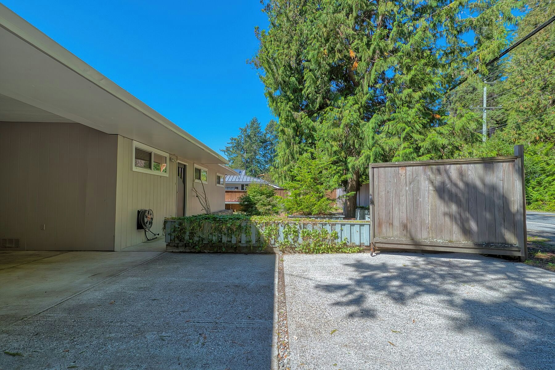 6833 Sunshine Coast Highway, Sechelt, BC, V7Z 0T2 - 28