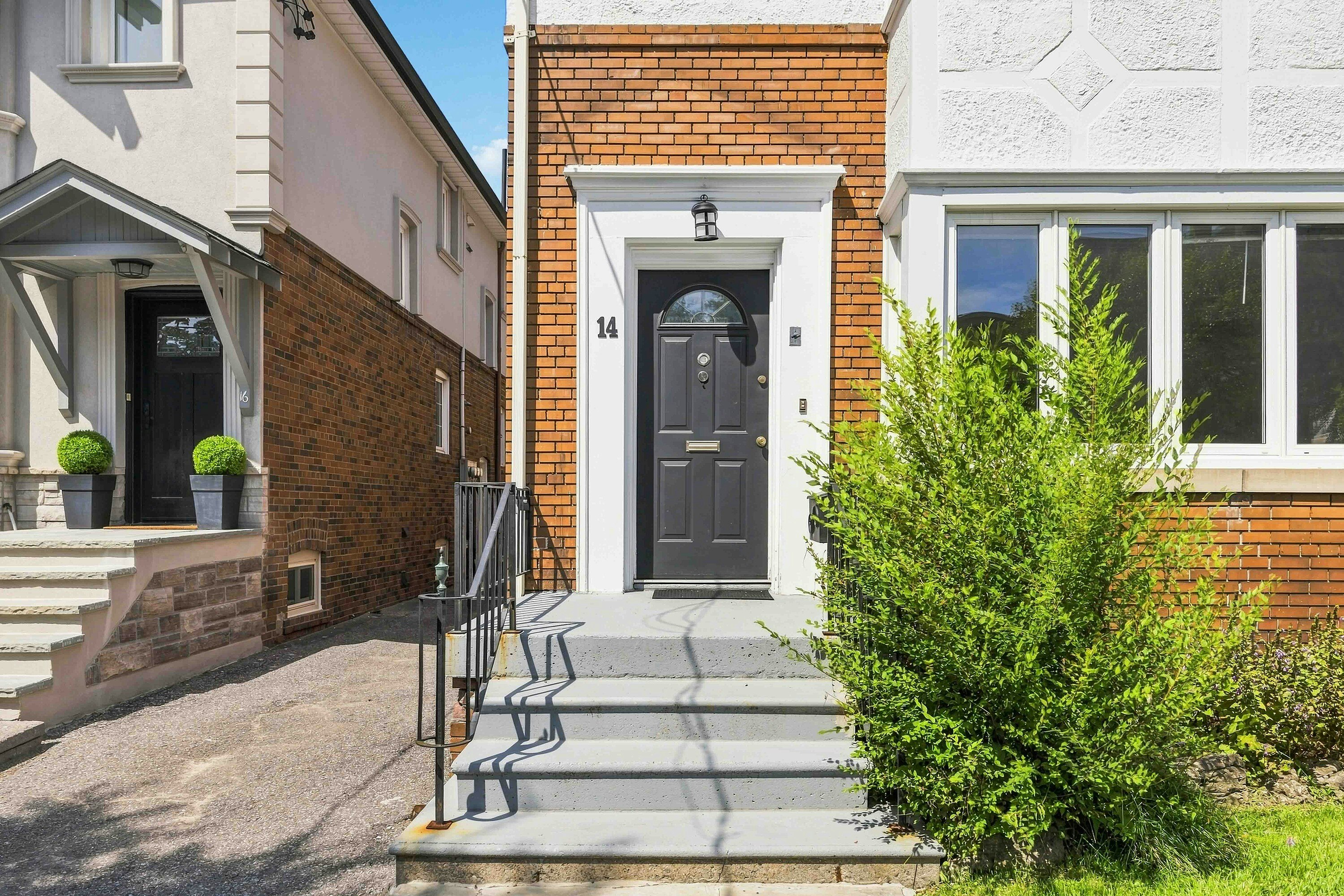 14 Kilbarry Upper Road, Toronto, ON, M5P 1K5 - 2