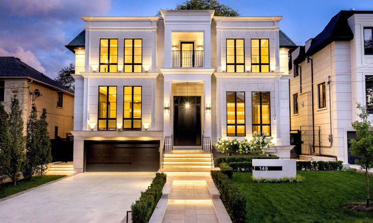 149 Highland Crescent