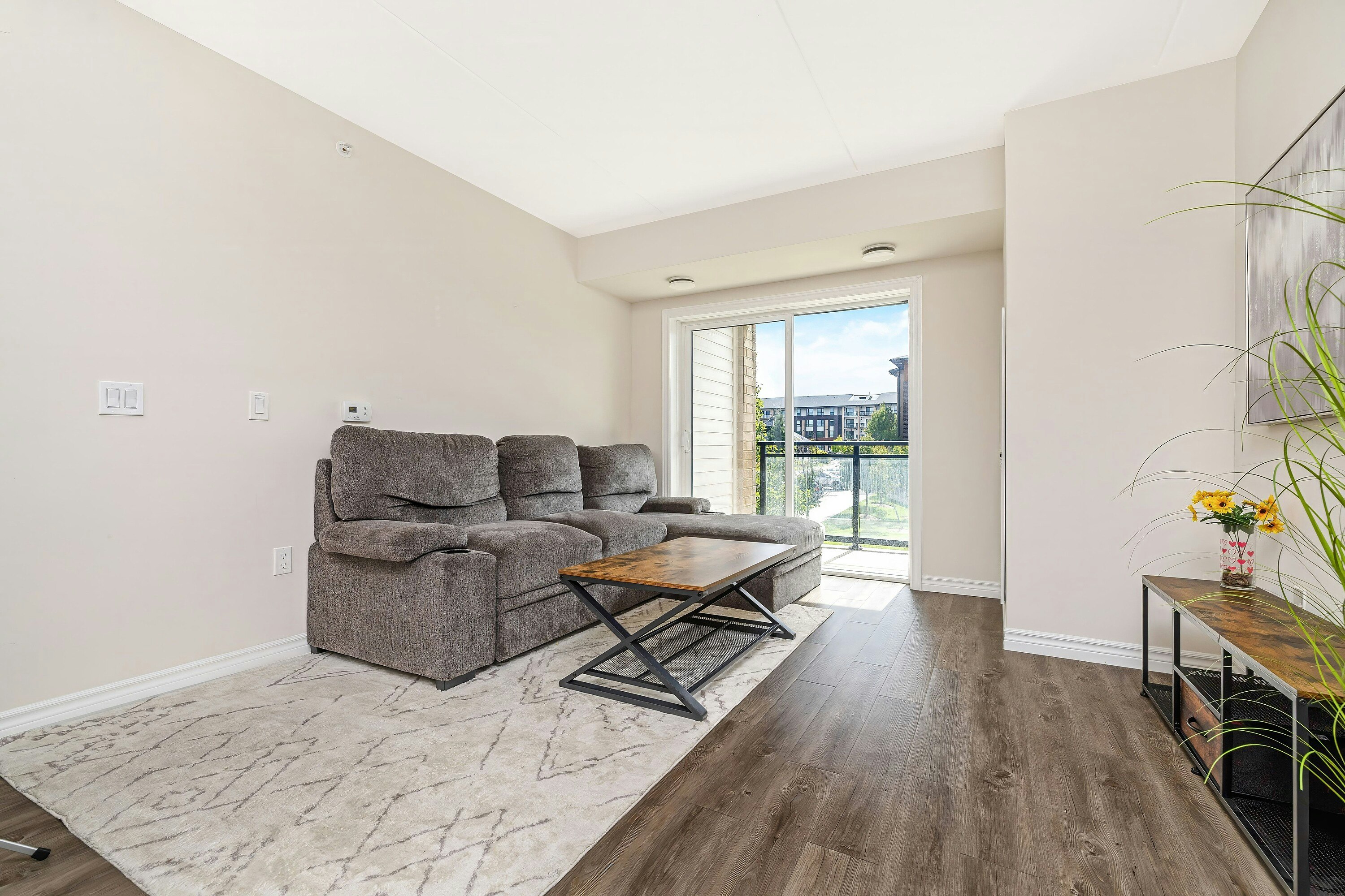 212-7 Kay Crescent, Guelph, ON, N1L 0P9 - 14
