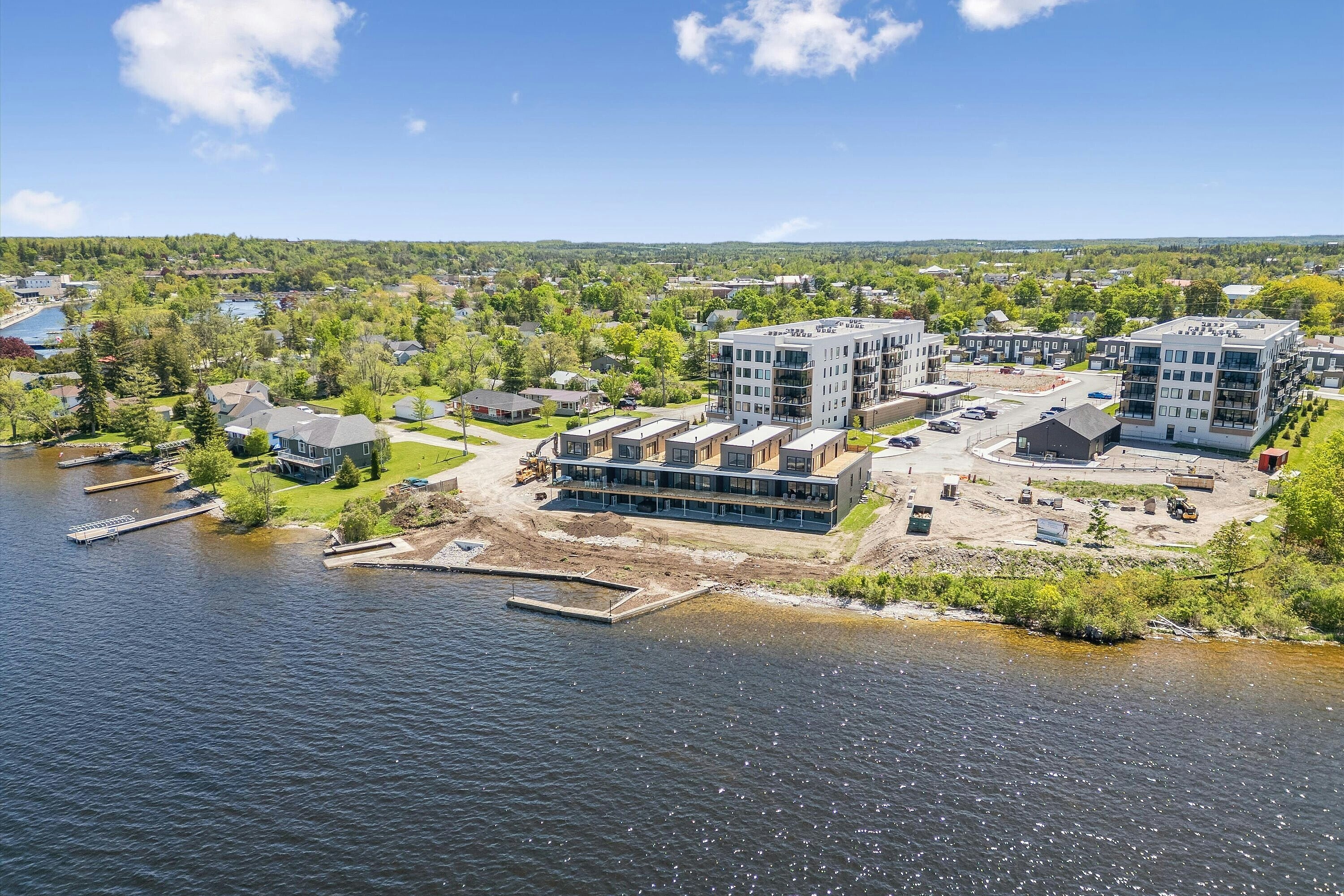 404-19B West Street N, Kawartha Lakes, ON, K0M 1N0