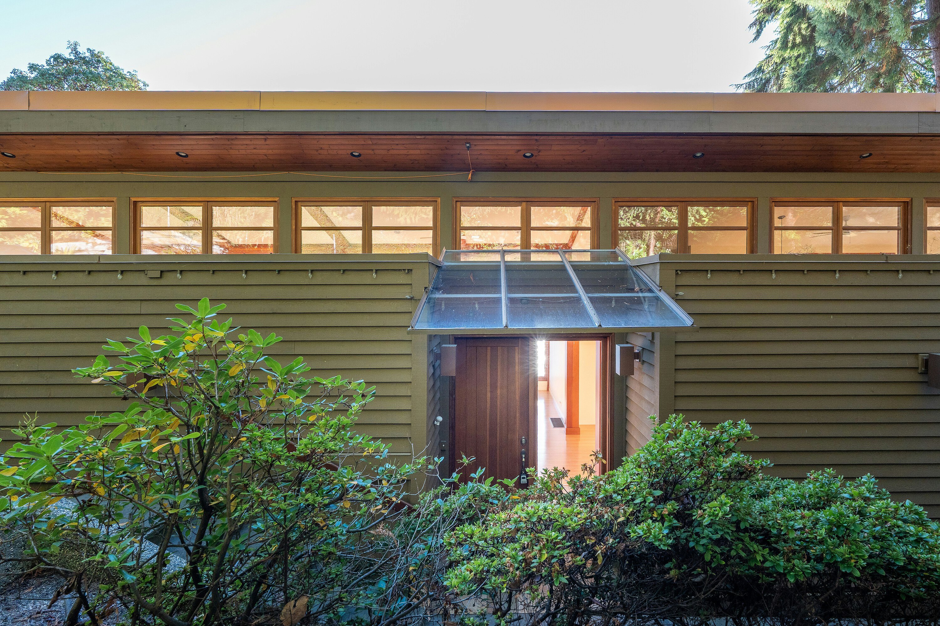 4893 Sunshine Coast Highway, Sechelt, BC, V7Z 0B6 - 4